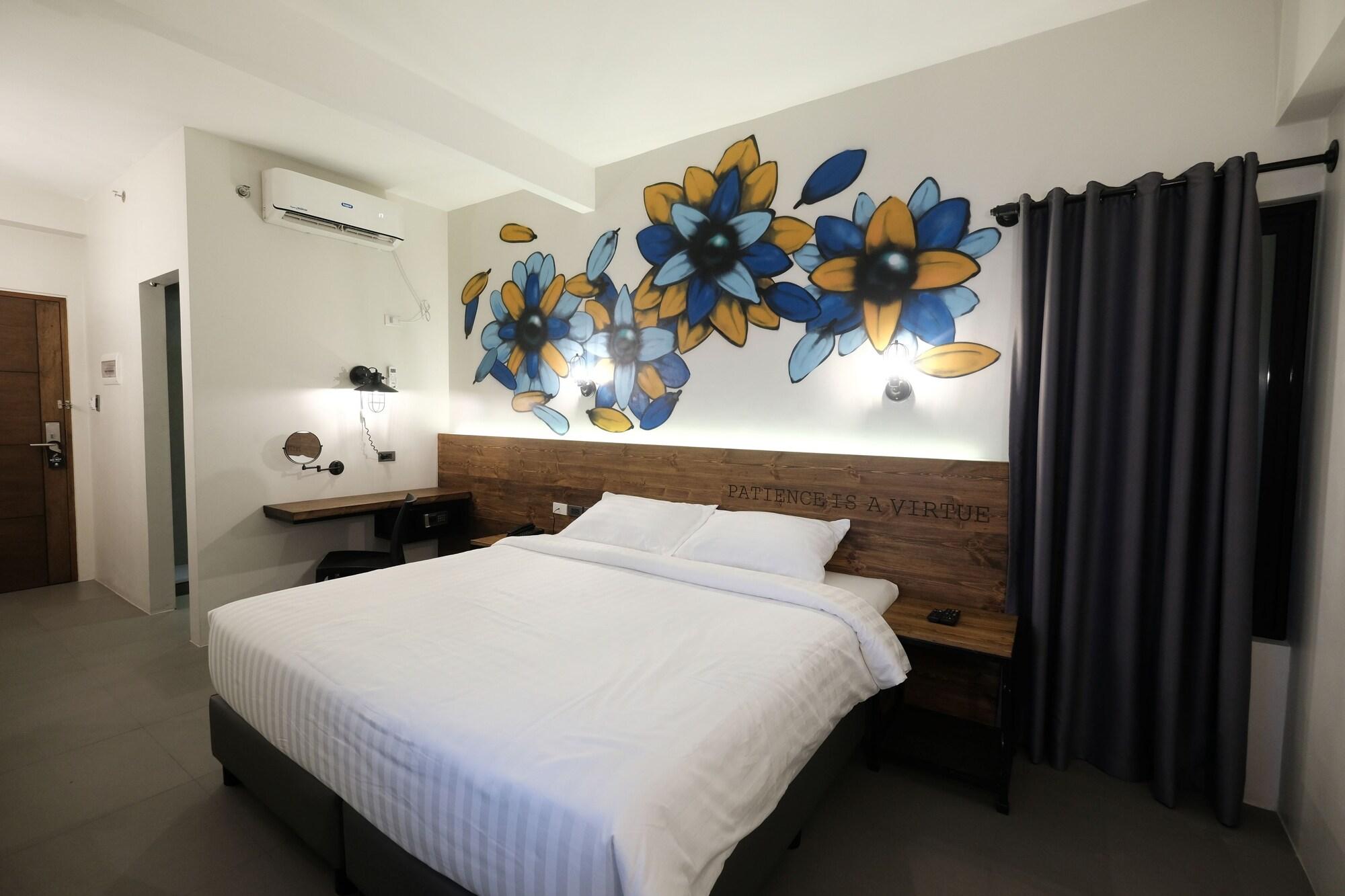 U Hotels Makati Makati City Exterior photo