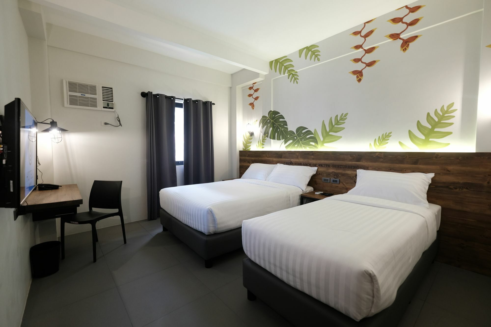 U Hotels Makati Makati City Exterior photo